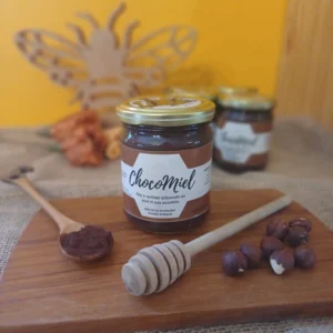 pâte à tartiner au miel et aux noisettes